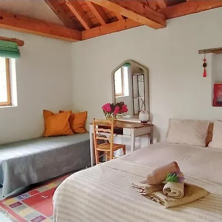 Petricor, Ordesa Casa rural Vio
